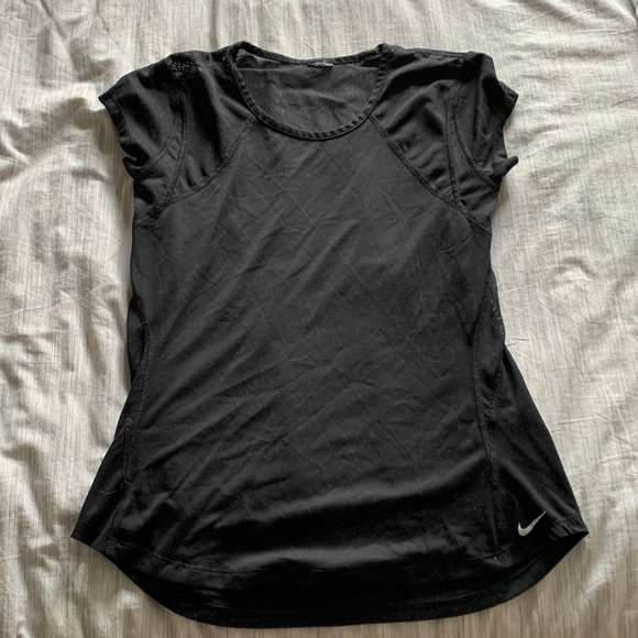 Nike Workout Top with Mesh Panels - Picture 1 of 6